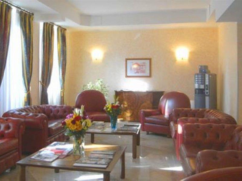 Apart-hotel Ih Argonne Park 3*