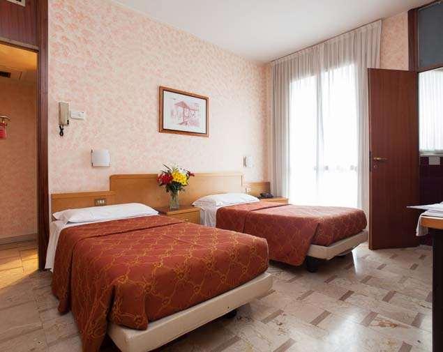 Aparthotel Ih Argonne Park Milaan